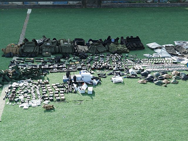 В Шхеме задержан торговец оружием и тактическим снаряжением