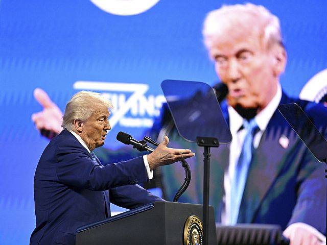 AP: Трамп во время визита в Эр-Рияд объявит, что США будут называть Персидский залив "Аравийским"
