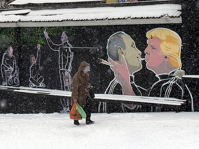 Кремль больше не будет сообщать о подарках Путина Трампу. "Это личное"