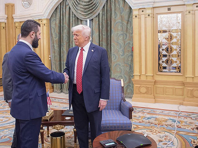 В Эр-Рияде состоялась встреча Трампа с президентом Сирии аш-Шараа