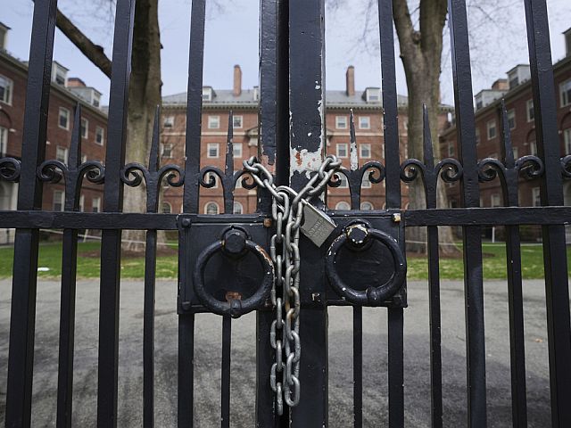 Минздрав США лишил Гарвард грантов на 60 миллионов долларов за антисемитизм