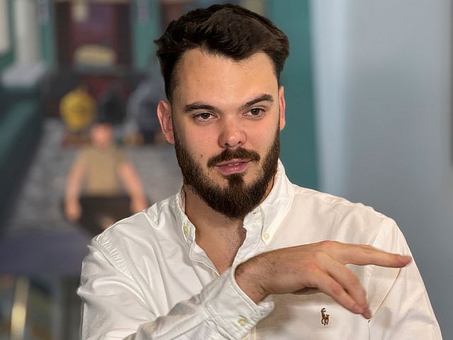 Андрей Козлов рассказывает о 7/10 и плене в Газе языком искусства
