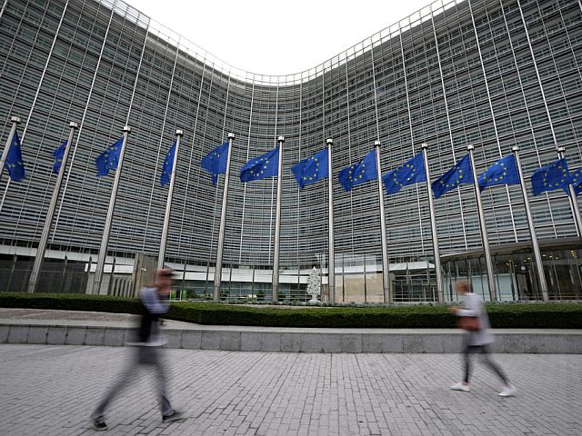Еврокомиссия начала следствие против четырех крупнейших порносайтов