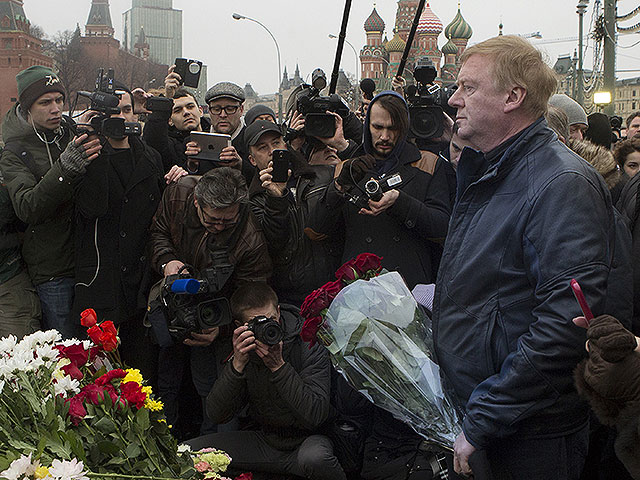 На месте убийства Бориса Немцова, 2015 год