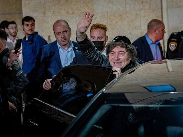 Президент Аргентины вновь посетил Стену Плача в Иерусалиме. Фоторепортаж
