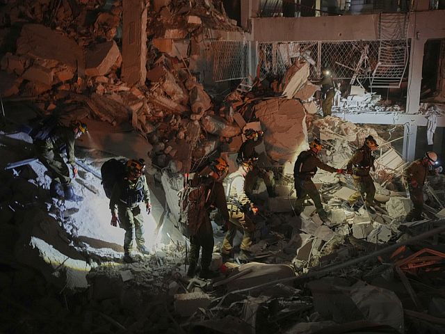 Удар Ирана по центру Израиля: трое погибших и десятки пропавших, около 140 раненых