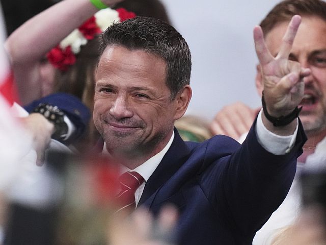 На президентских выборах в Польше побеждает кандидат от оппозиции