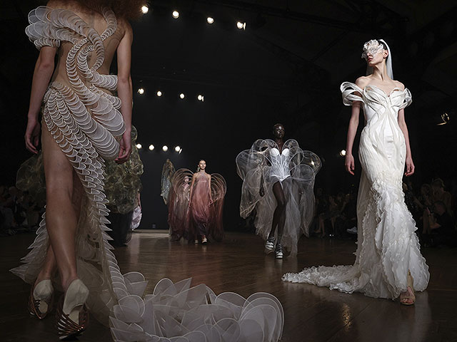 Коллекция Iris van Herpen
