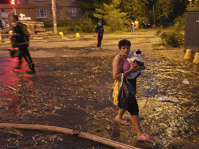 Киев под ударами российских ракет и беспилотников. Фоторепортаж