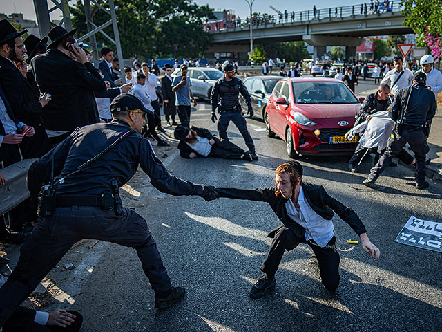 Ультраортодоксы, задержанные во время протеста в Йехуде, переданы военной полиции как уклонисты