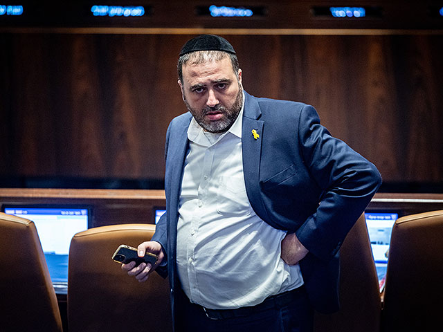 Моше Арбель подал в отставку с поста министра внутренних дел