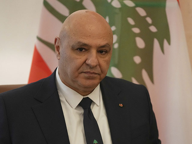Президент Ливана призвал "Хизбаллу" сложить оружие