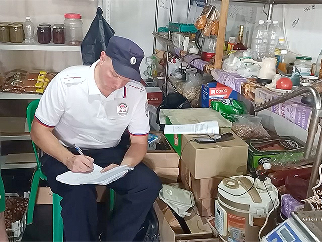 В Краснодарском крае не менее десяти человек умерли от отравления "чачей"