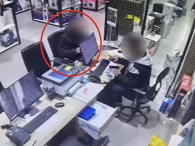Выдавал себя за полицейского и сотрудника кредитной компании: арестован мошенник из Петах-Тиквы