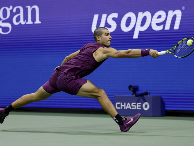 Карлос Алькарас вышел в третий раунд Открытого чемпионата США