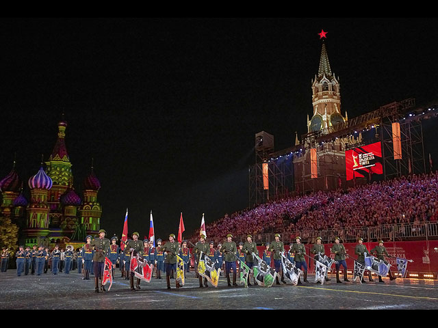 "Военный фестиваль" в Москве: азиатско-африканские пляски под музыку ФСБ и ВДВ. Фоторепортаж