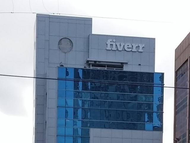 Израильская компания Fiverr увольняет 250 сотрудников: "ИИ-революция требует рестарта"
