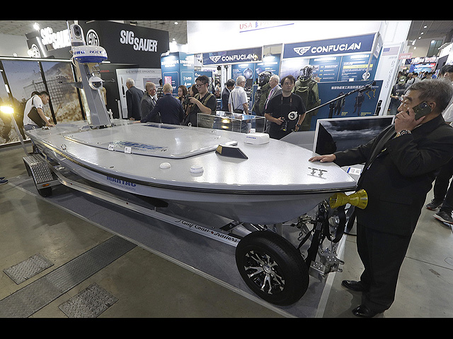 Безэкипажный катер Muskie M18 производства компании Maritime Tactical Systems, Inc. (MARTAC)