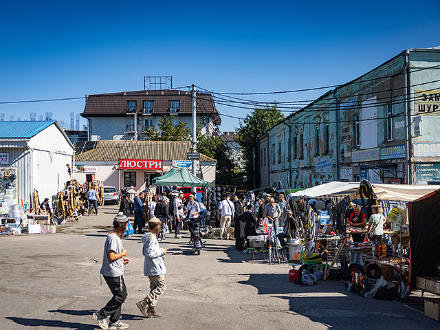 Умань накануне праздника Рош а-Шана. Фоторепортаж 2025 года