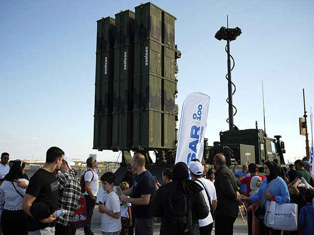 IDEF-2025 в Стамбуле: оружие Турции и потенциальных союзников. Фоторепортаж