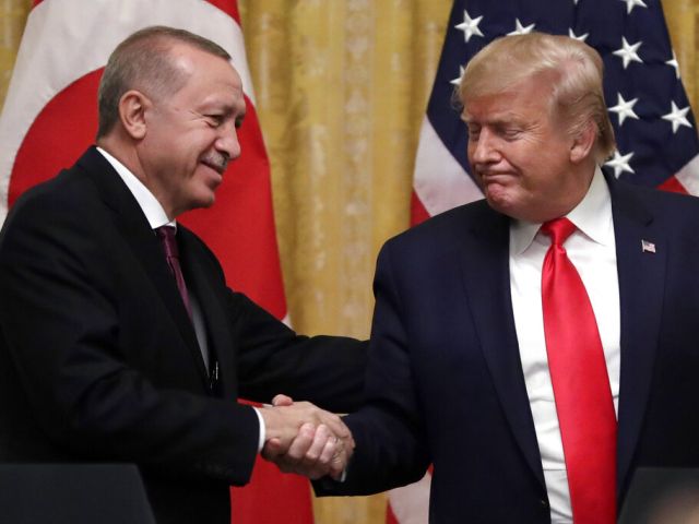 Перед встречей с Трампом Эрдоган снял пошлины на импорт американской продукции