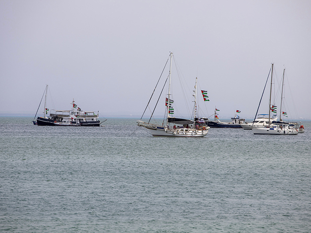 Испания намерена отправить корабль ВМС для защиты участников "флотилии Сумуда"