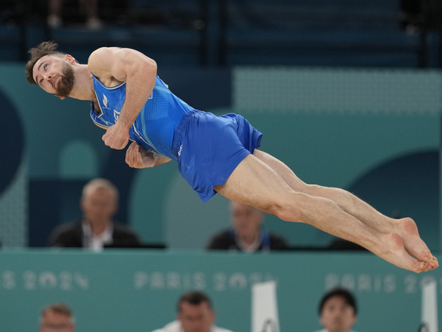 Спортивная гимнастика. Артем Долгопят вышел в финал этапа Кубка вызова