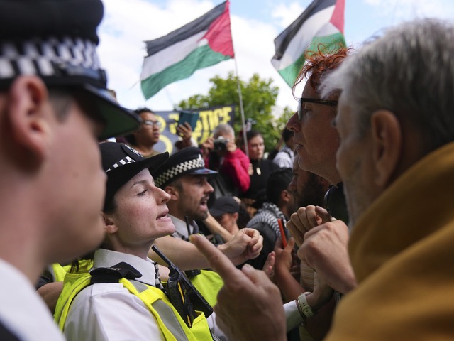 Демонстрация в поддержку Palestine Action в Лондоне. Фоторепортаж
