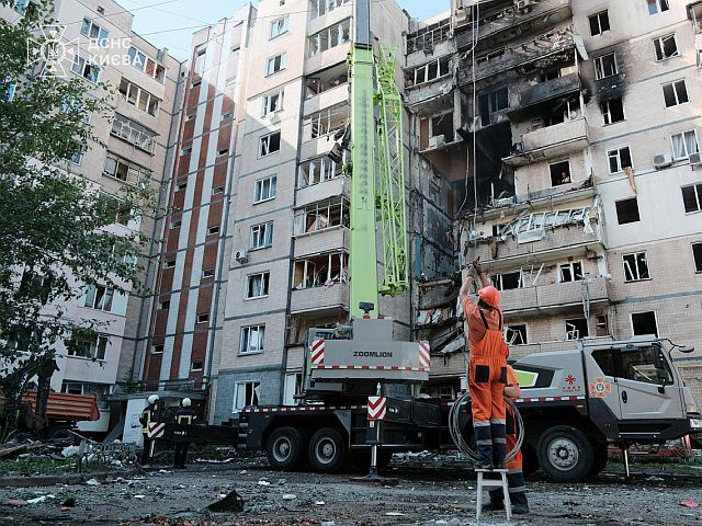 Число жертв российской атаки в Киеве возросло до трех
