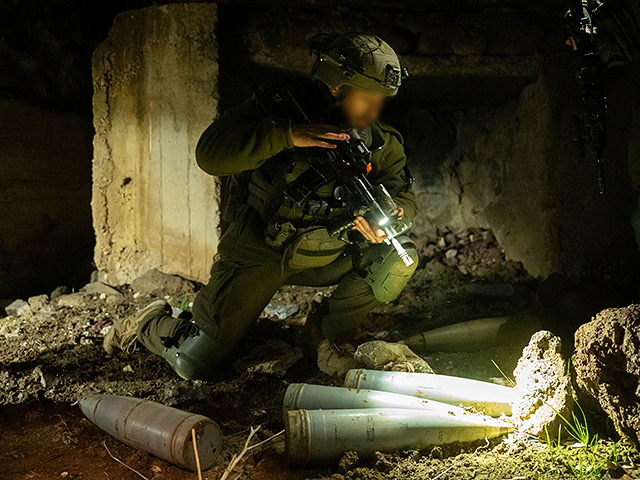 Выставка "Мгновения навсегда": два года войны в фотографиях
