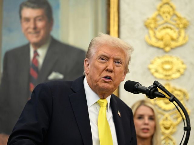 Трамп анонсировал новую встречу с Путиным. Она пройдет в Будапеште