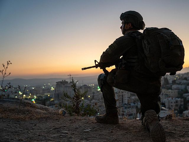 В Самарии был обстрелян автомобиль, военные ищут нападавших