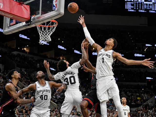 "Сан-Антонио" установил клубный рекорд. Результаты матчей НБА