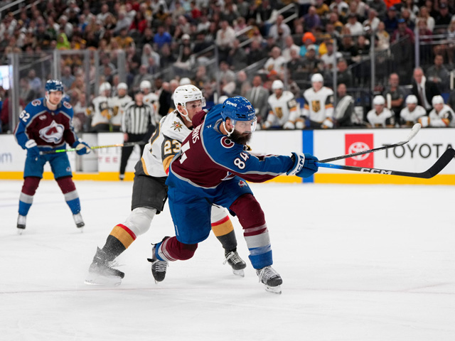 Достижения Бернса и Пажо. Результаты матчей НХЛ.