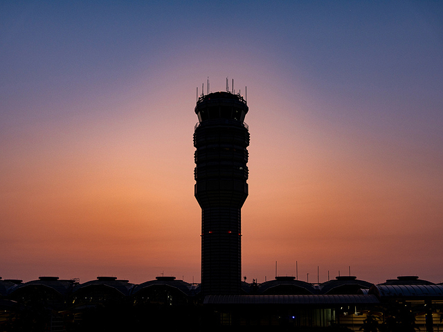В аэропорту Вашингтона приостановлены полеты из-за угрозы взрыва