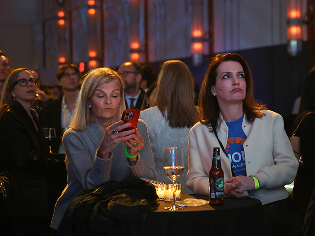 Нью-Йорк празднует, Нью-Йорк в трауре. Фоторепортаж после выборов