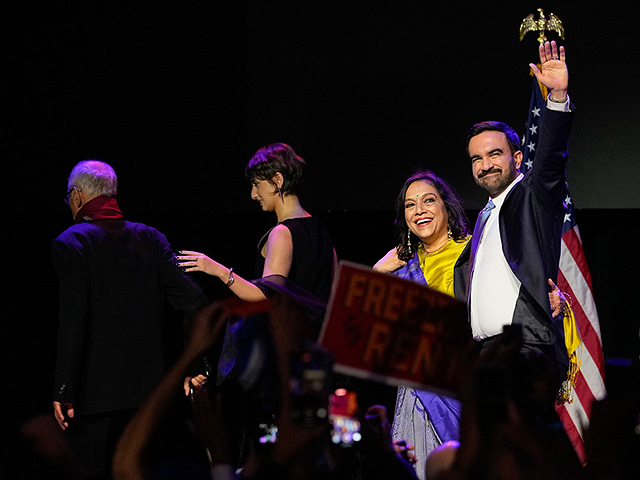 Нью-Йорк празднует, Нью-Йорк в трауре. Фоторепортаж после выборов