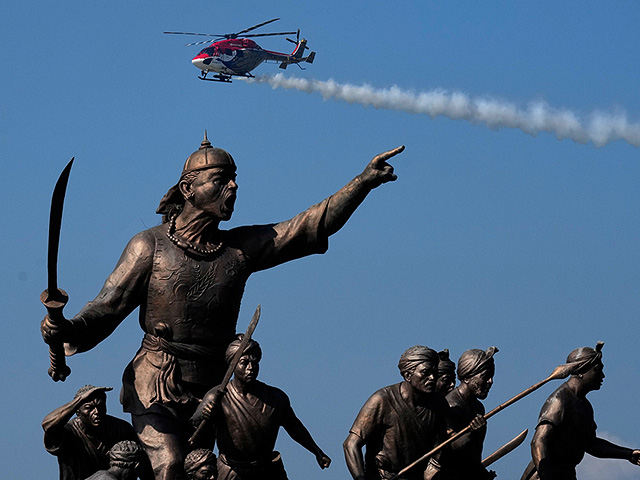 Авиашоу в честь "дня рождения" ВВС Индии. Фоторепортаж