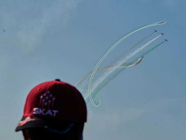 Авиашоу в честь "дня рождения" ВВС Индии. Фоторепортаж