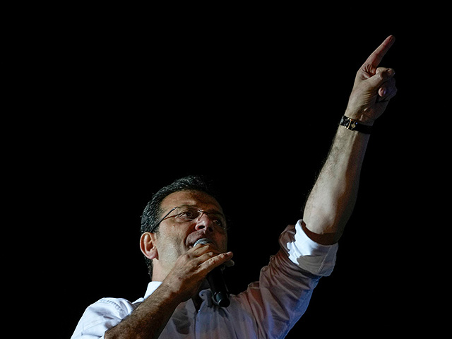 Обвинение потребовало 2000 лет тюрьмы для экс-мэра Стамбула и соперника Эрдогана