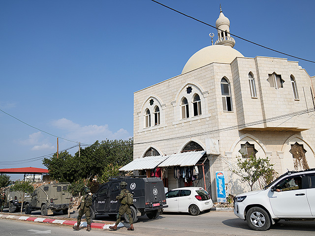 Последствия поджога мечети в Самарии. Фоторепортаж