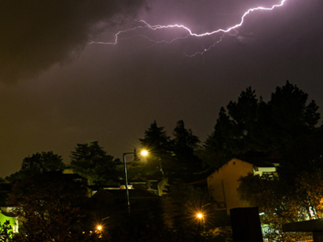 В Израиле – первая осенняя буря. Ливни, наводнения, сбой в работе "Бен-Гуриона"