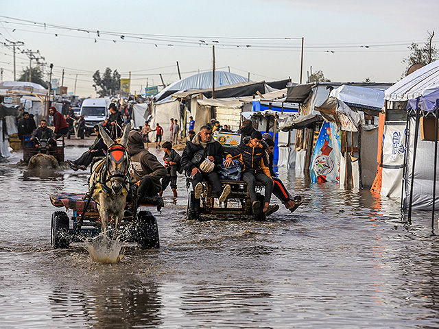 Газа затоплена после первой осенней бури. Фоторепортаж