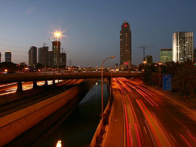 В полночь в Тель-Авиве перекроют на несколько дней мост Модаи (ул. Яаков Дори)