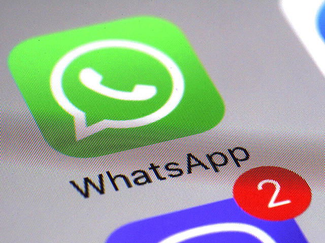 Поданы обвинения против педофила, переписывавшегося с детьми через WhatsApp