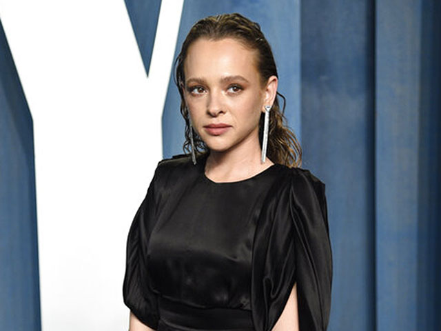 Шира Хаас сыграет в фильме о поисках нацистских преступников от автора "Короны"