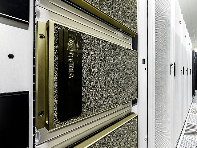 Конгресс США рассматривает законопроект об ограничении экспорта ИИ-чипов. Белый дом против