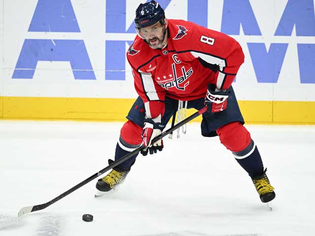 НХЛ. Достижение "островитян". Шутауты Сорокина и Бобровского. Хет-трик Овечкина