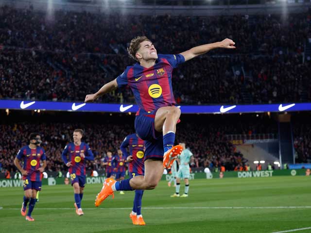 Триумфальное возвращение на "Камп Ноу". "Барселона" разгромила "Атлетик"