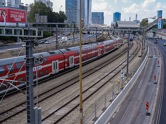 Профсоюз потребовал от правительства остановить приватизацию "Ракевет Исраэль" и аэропортов